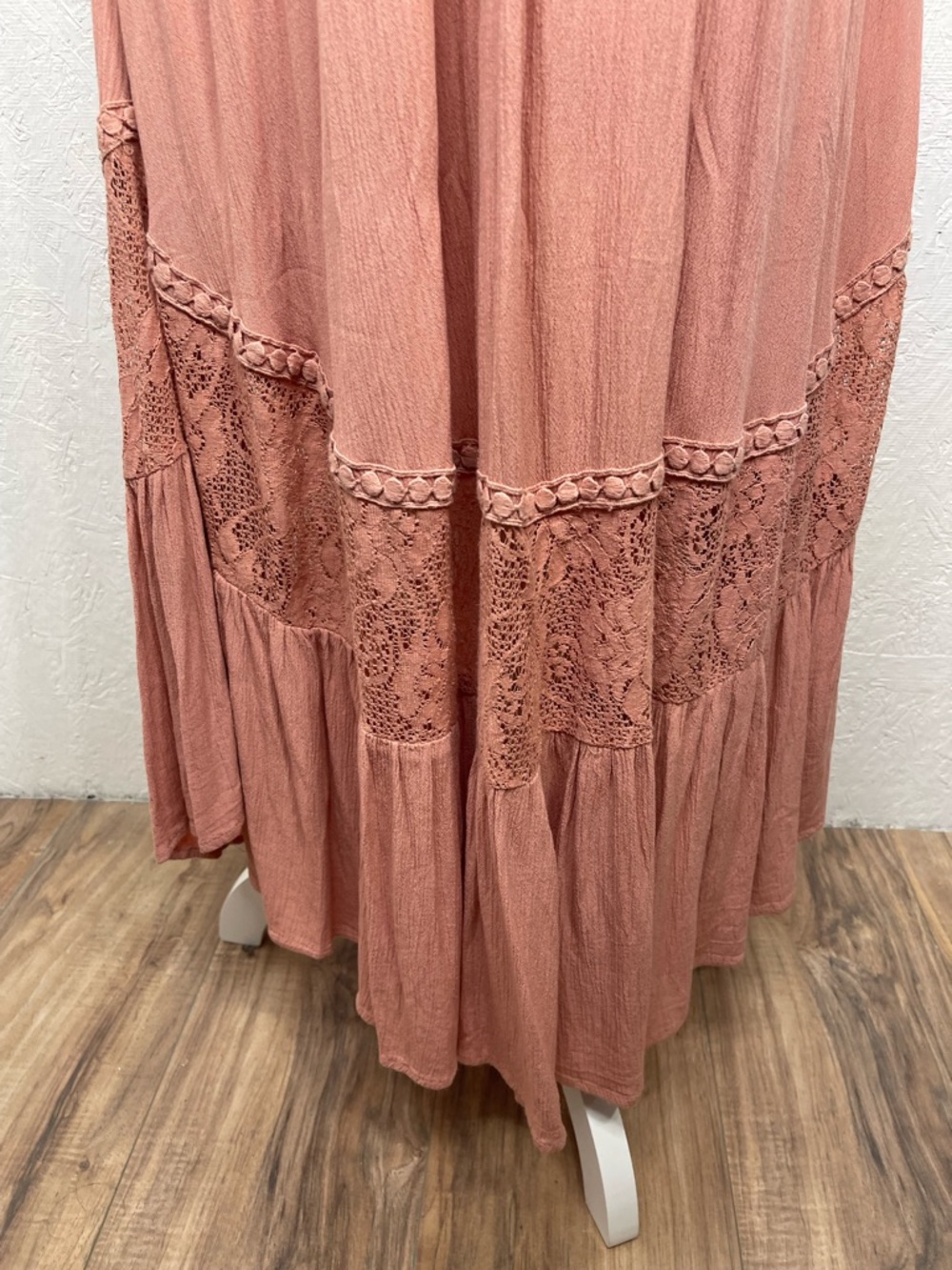 Altar’d State Boho Peach Maxi SunDress Strappy Lace Hem Coastal Resort Flowy Md - Picture 7 of 14